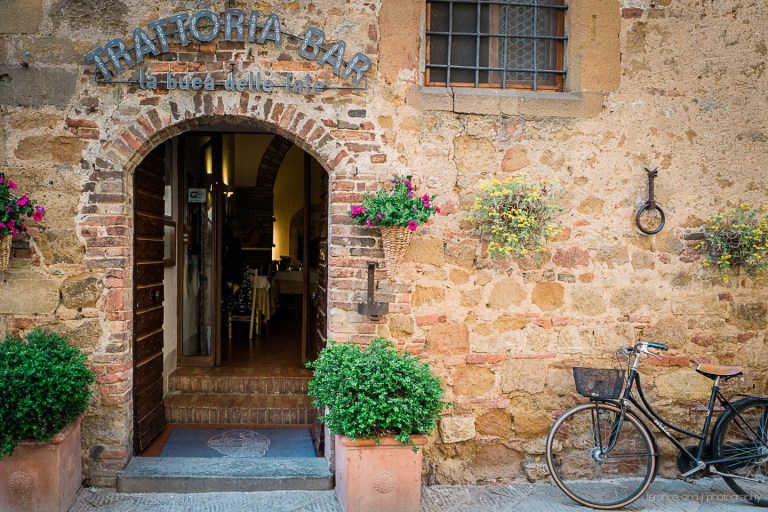 La Bocca della Fate #leica #leicaq #leicaphotography #leicaphotographer #summilux #travel #travelphotography #italy #pienza #tuscany #terenceongphotography
