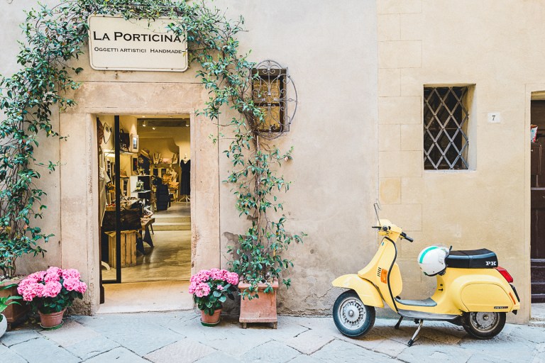 La Porticina, Pienza, Italy #Leica #leicaphotography #leicaq #travel #travelphotography #pienza #tuscany #terenceongphotography